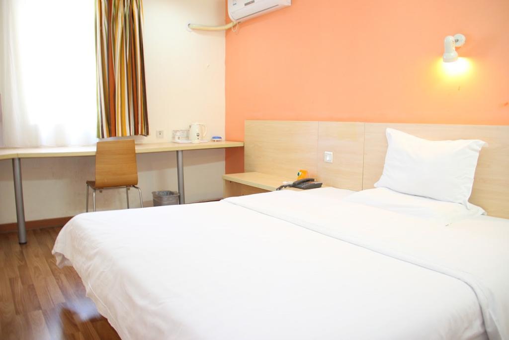 7Days Inn Bazhong Nanchi South Road Phoenix City Exteriér fotografie